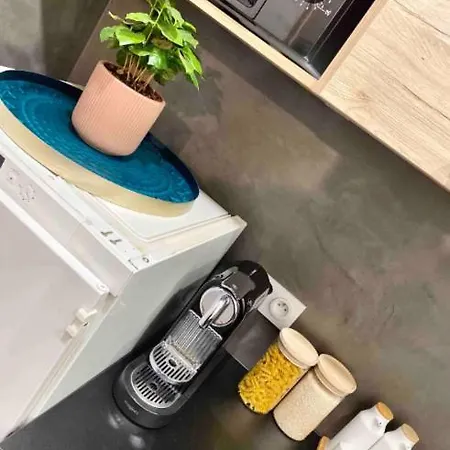 公寓式酒店 Mk Homes Deschainets 2 特鲁瓦